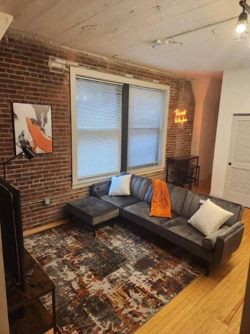 The Spot In Downtown St. Louis!! Apartment