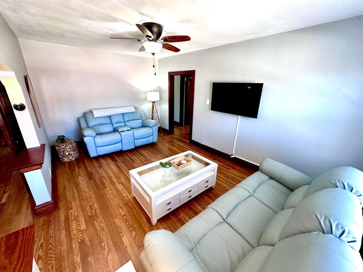 Apartment New 3 Bedroom Escape Saint Louis