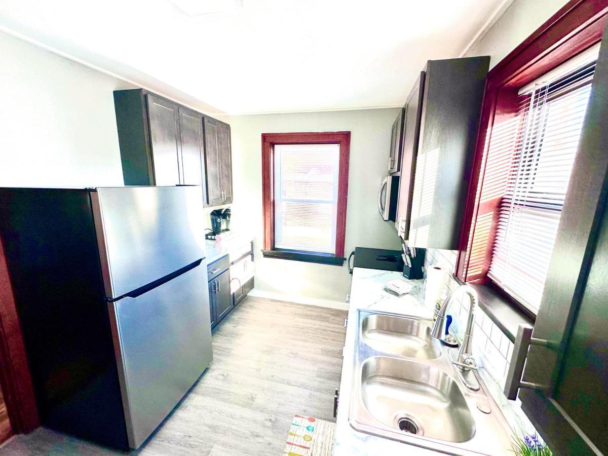 New 3 Bedroom Escape * Saint Louis