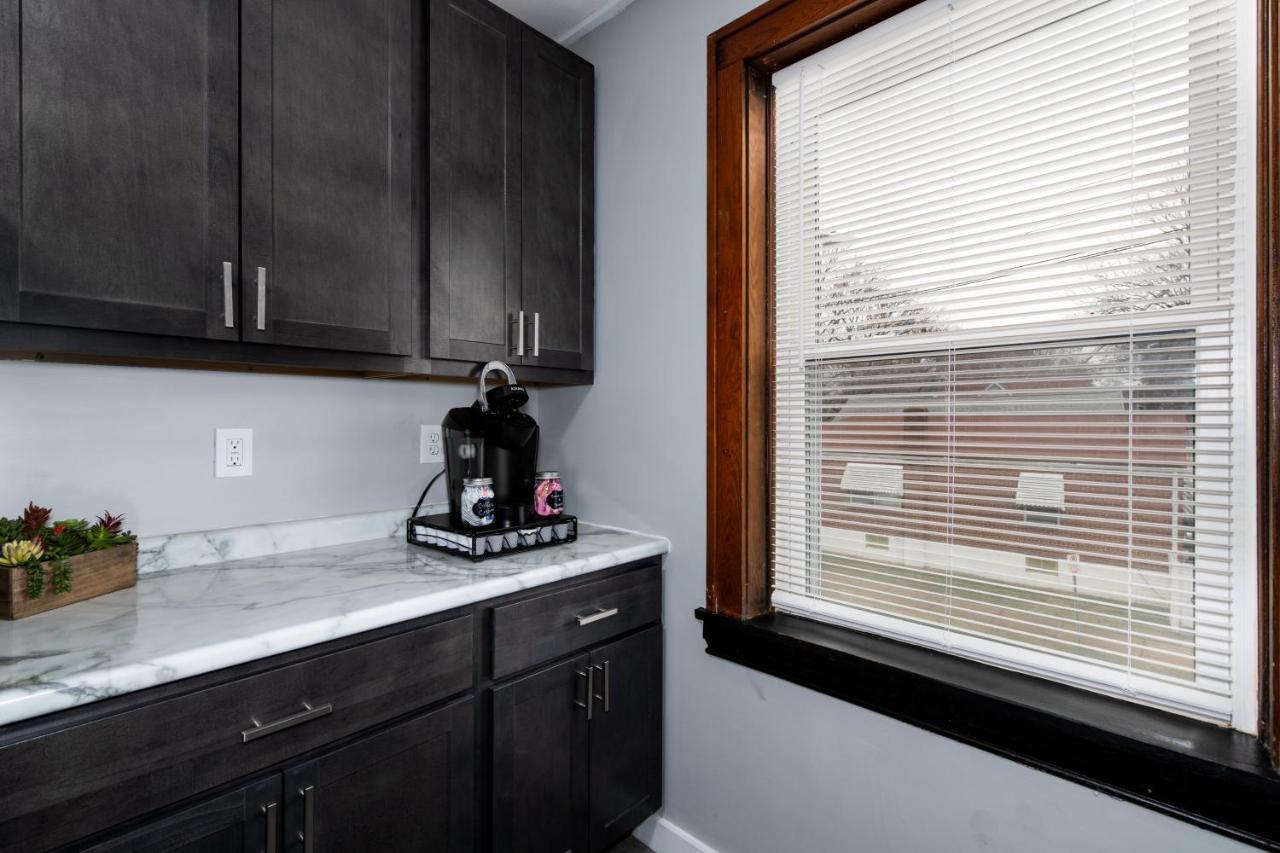 New 3 Bedroom Escape Apartment *