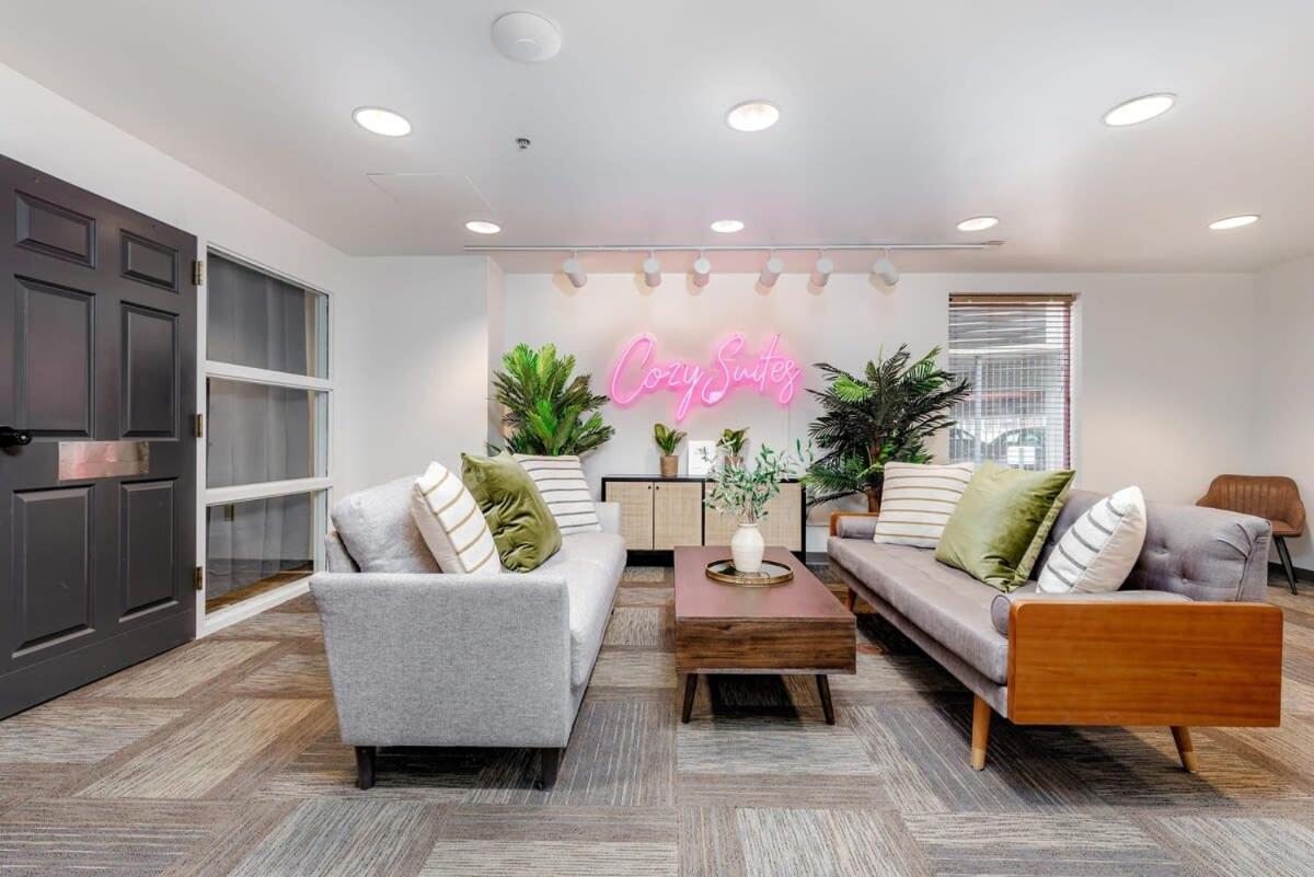 Cozysuites Cwe Double Queen Apartment *