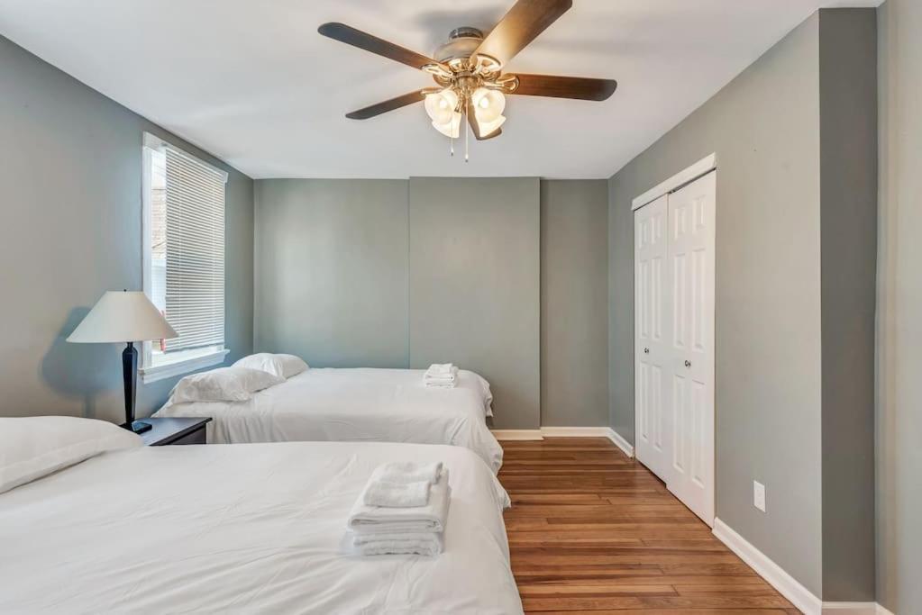 Holiday home Ravishing 2-story Unit In Stl 2e