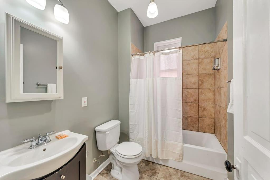 Ravishing 2-story Unit In Stl 2e Holiday home Saint Louis