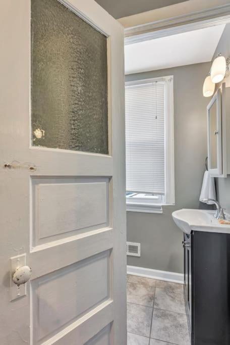 Ravishing 2-story Unit In Stl 2e Holiday home *