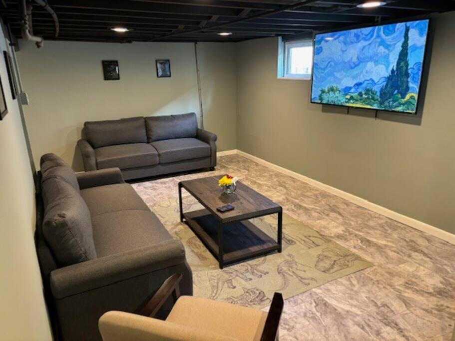 Family Friendly Near Stl Zoo *