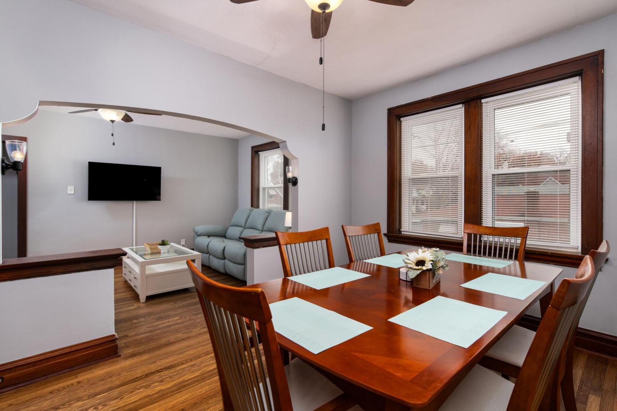 New 3 Bedroom Escape * Saint Louis