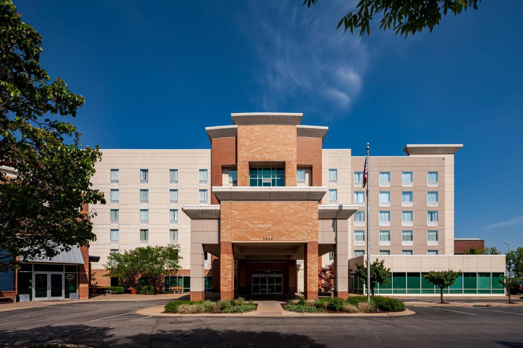 Hampton & At Forest Park Hotel Saint Louis