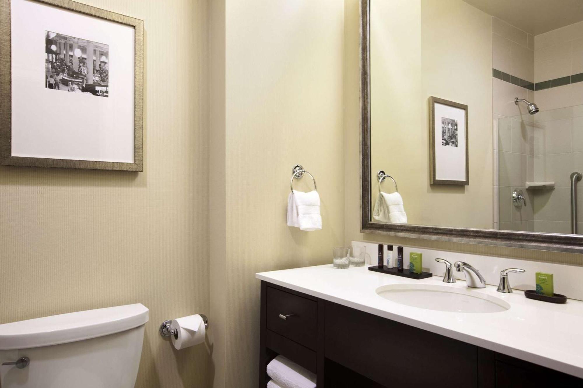 Embassy - Downtown 4* Saint Louis