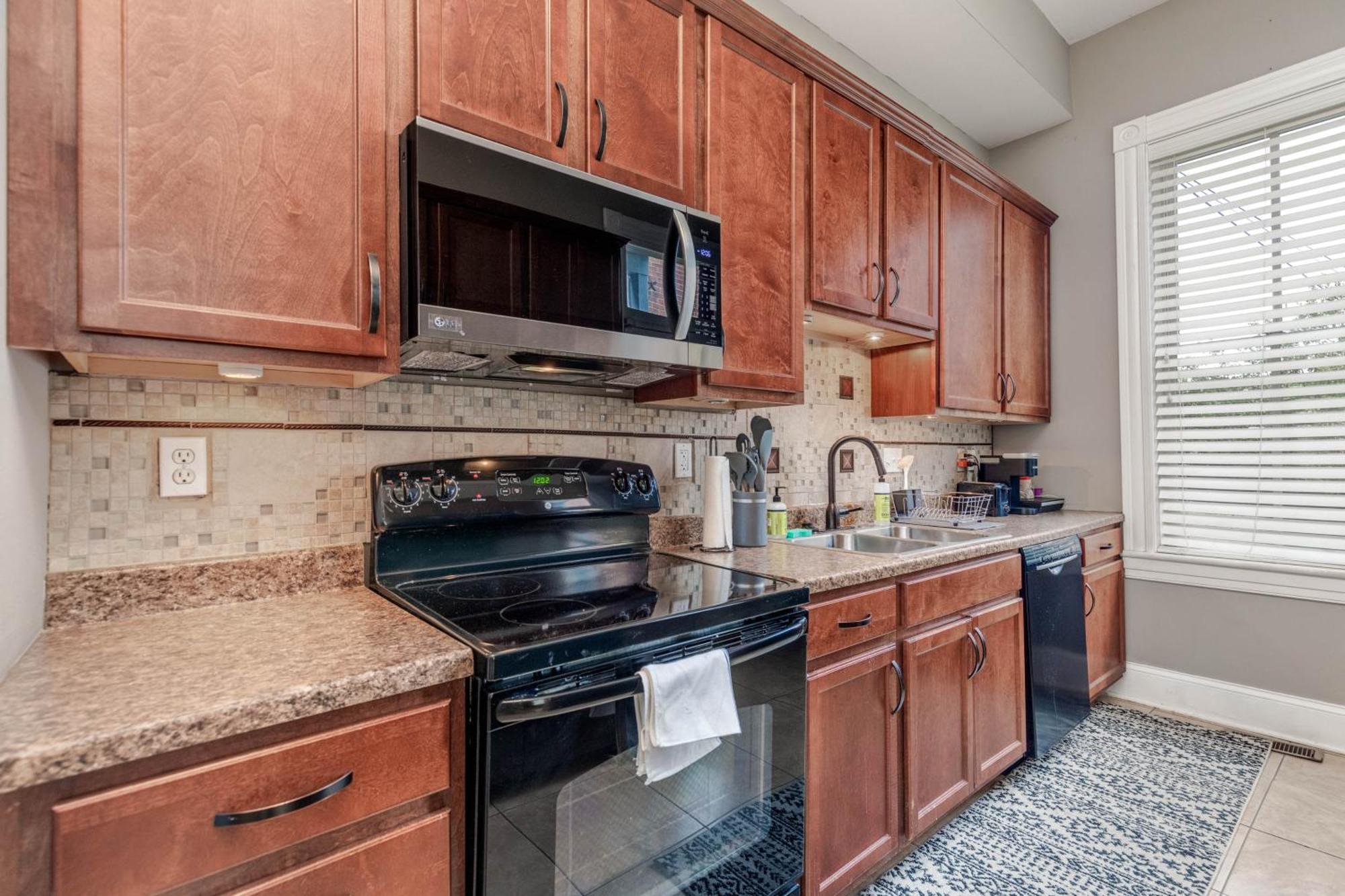 Holiday home Historic Benton Park Townhome *