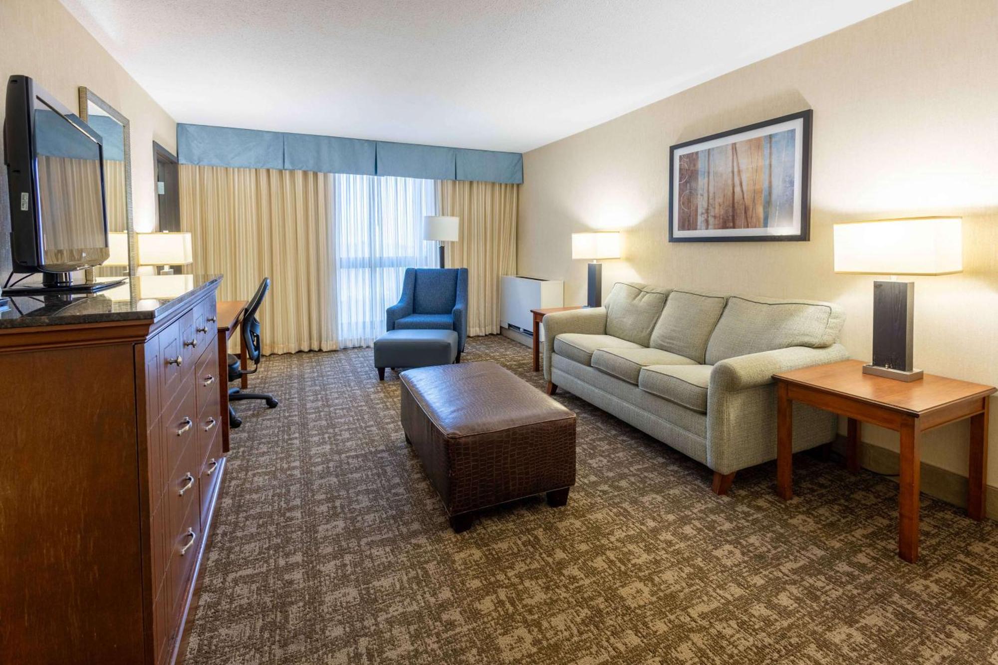 Hotel Pear Tree Near Union Station Saint Louis