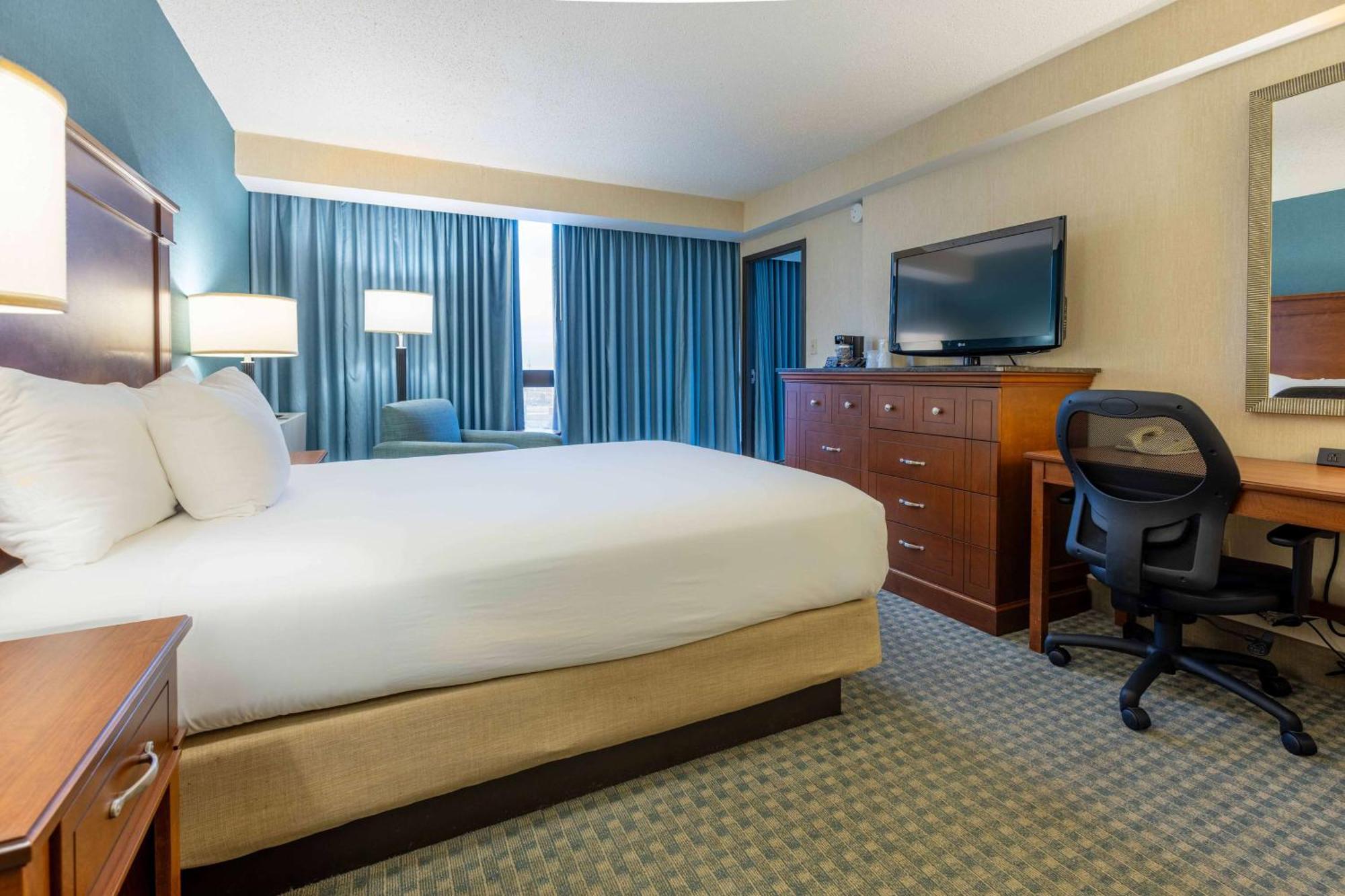 Hotel Pear Tree Near Union Station 3*