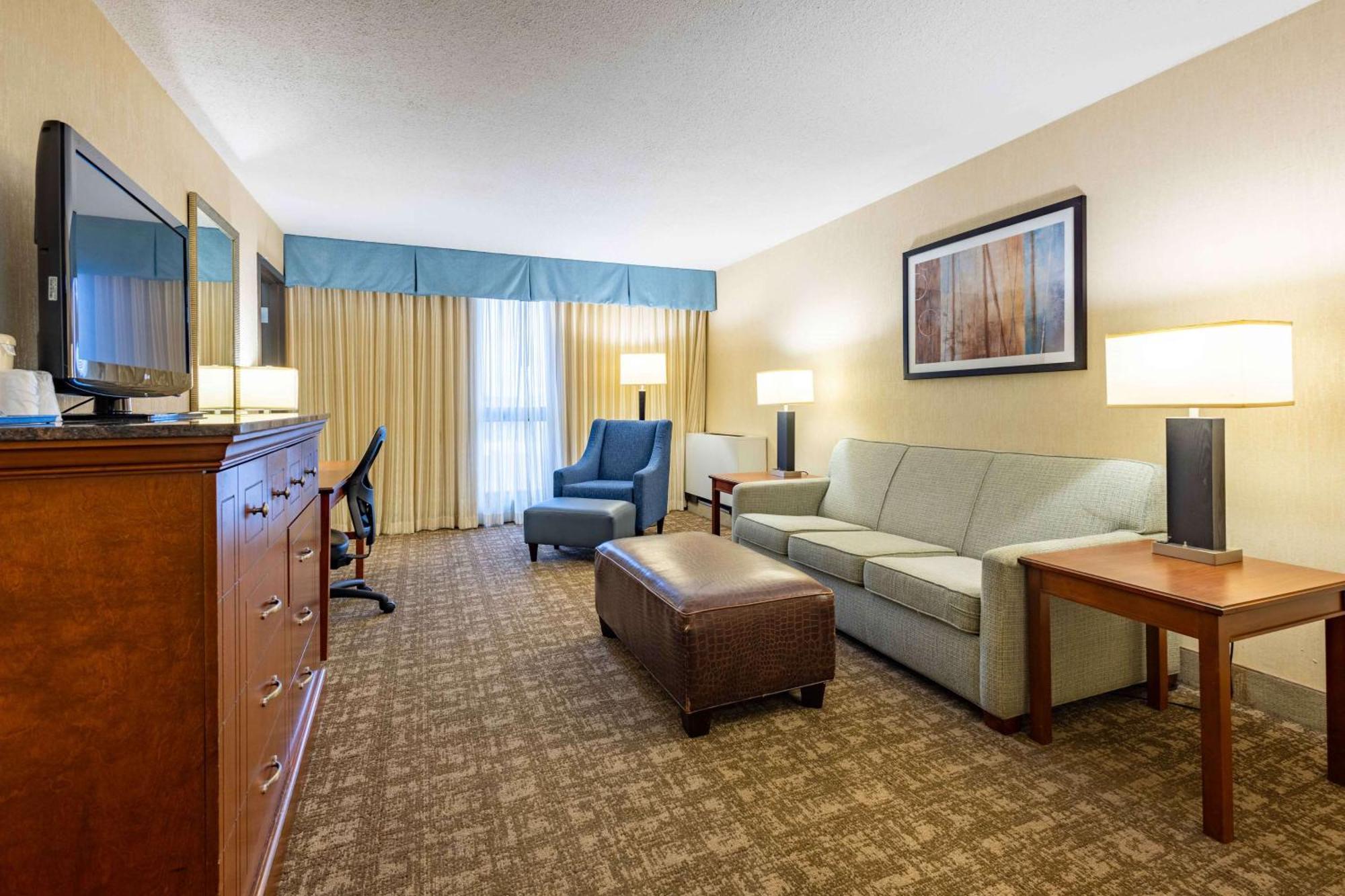 Hotel Pear Tree Near Union Station 3*