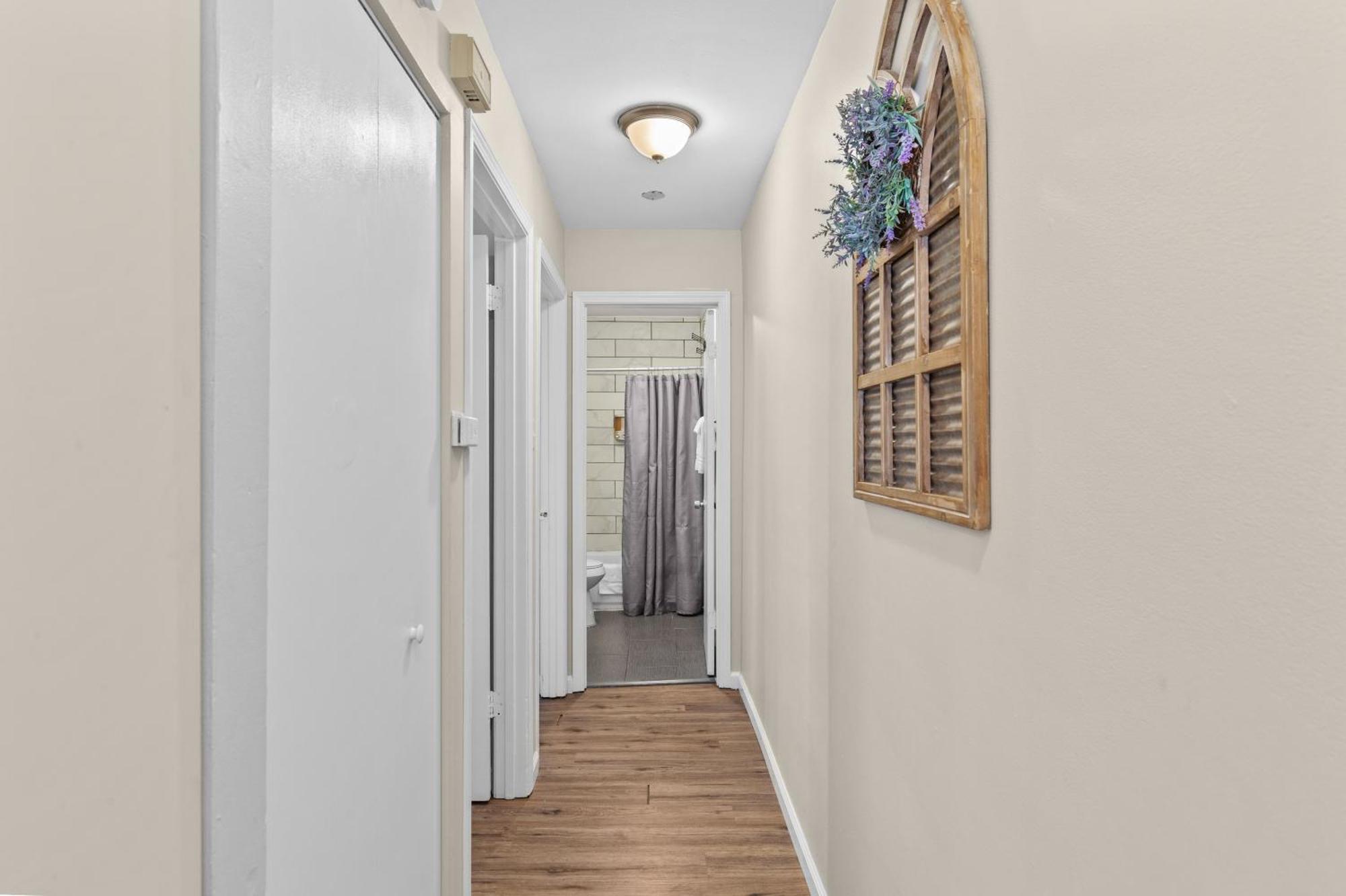 Cozy City Getaway In The Heart Of Louis! * Saint Louis