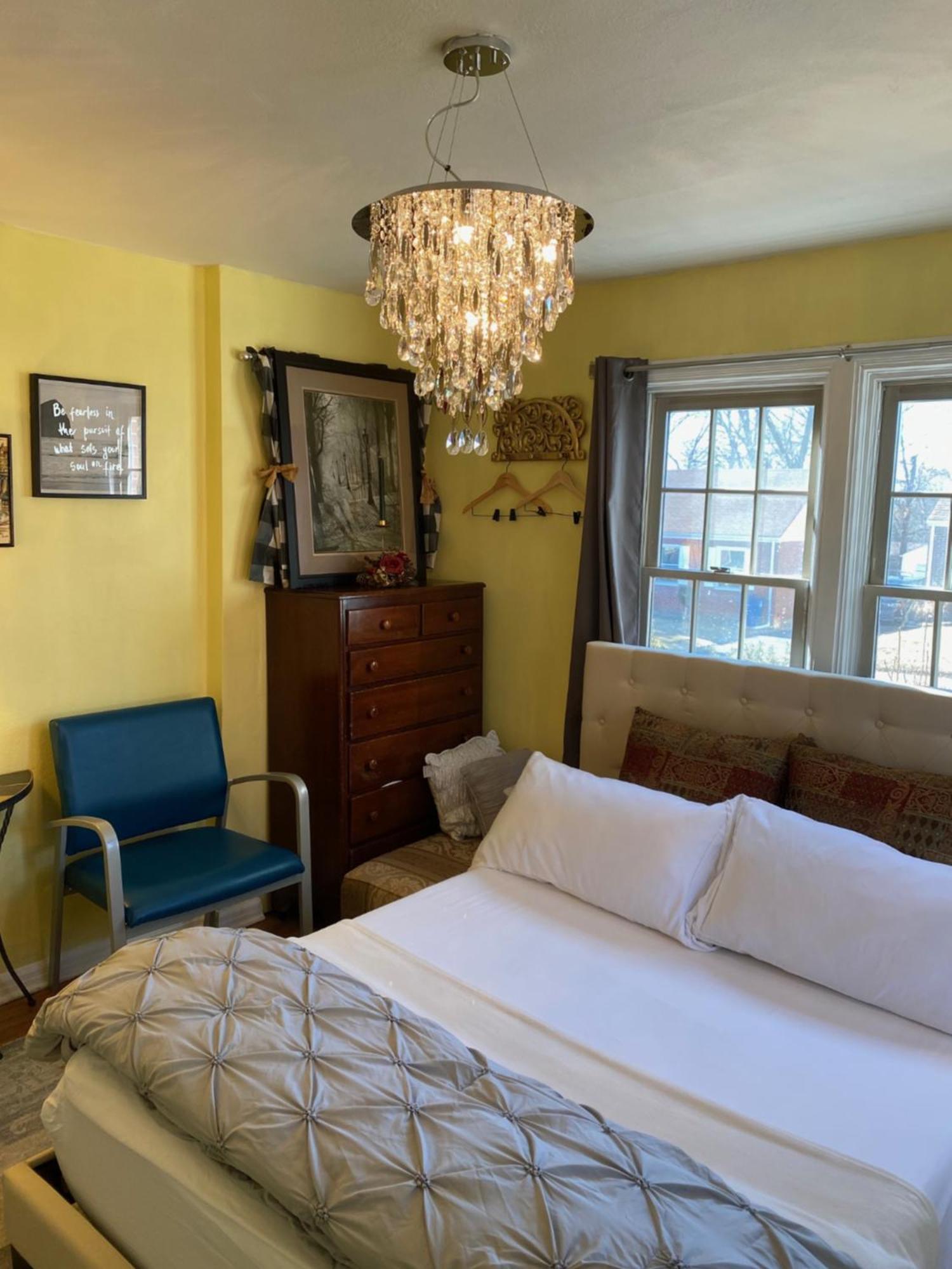 Homestay Cozy Near Airport & Highway *