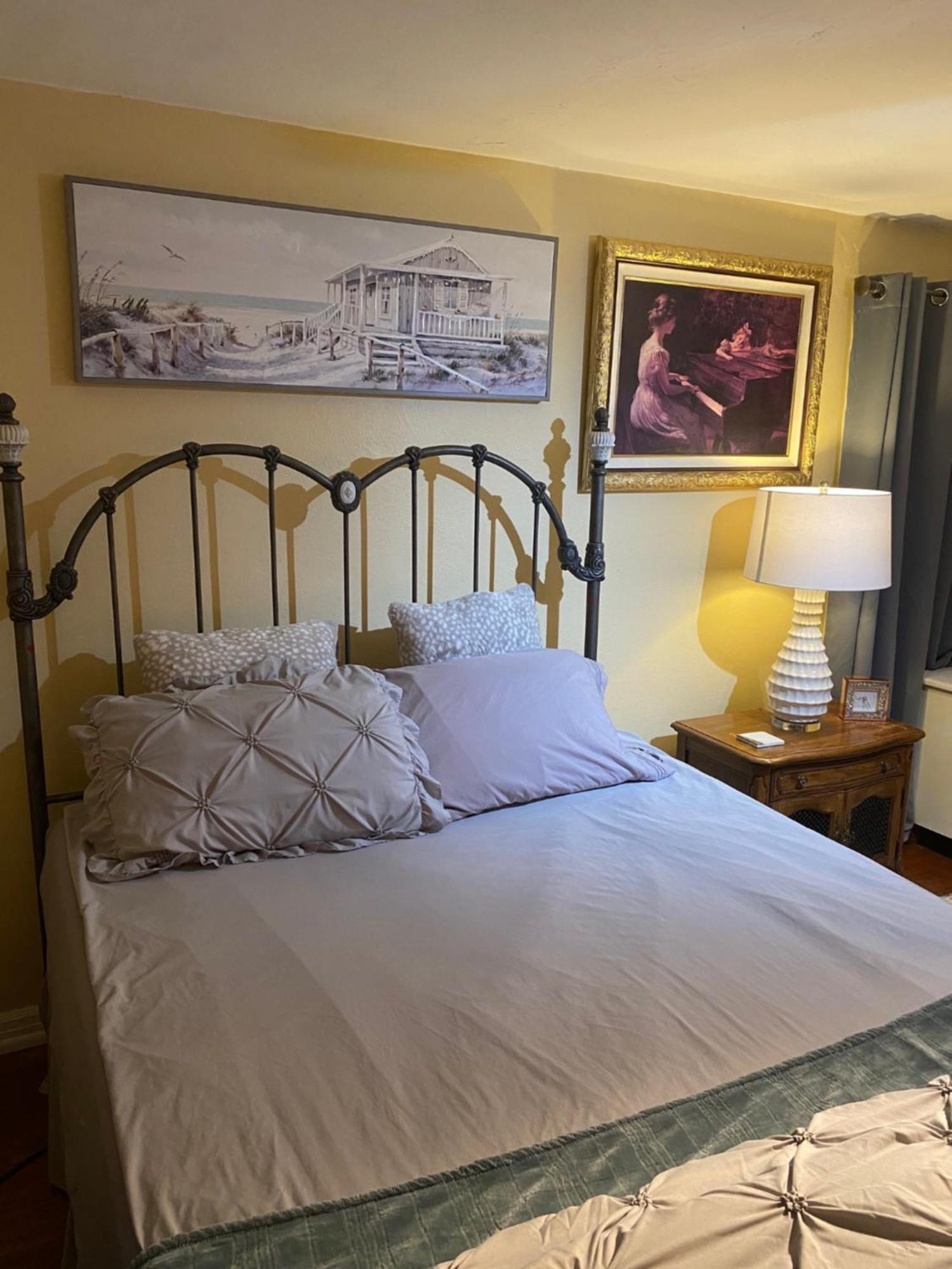 Homestay Cozy Near Airport & Highway