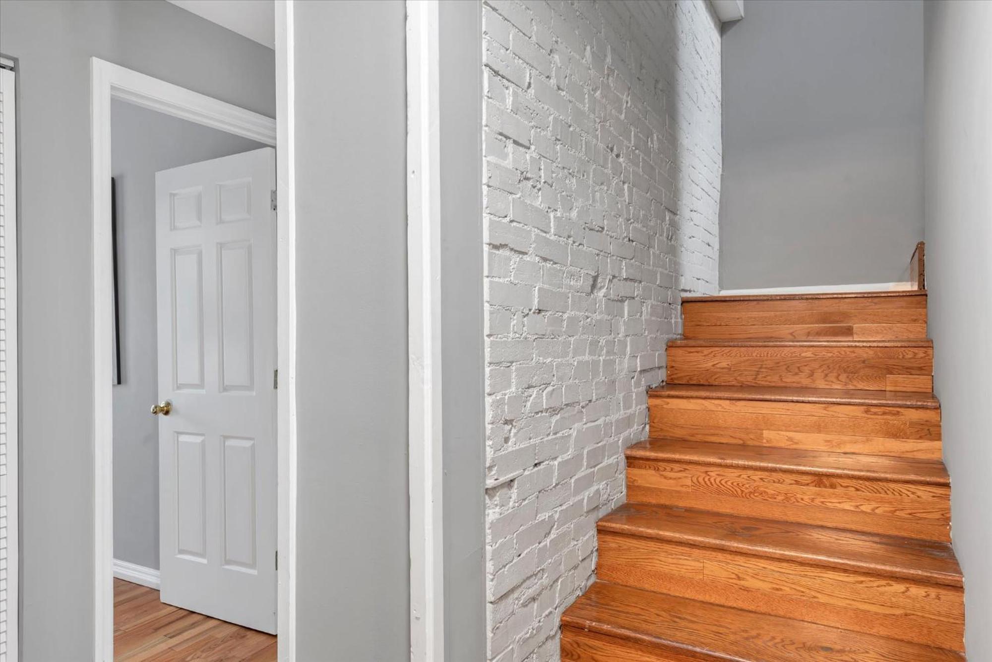 Amazing Recently Rehabbed Stl Unit In Prime Soulard Location 713a * Saint Louis