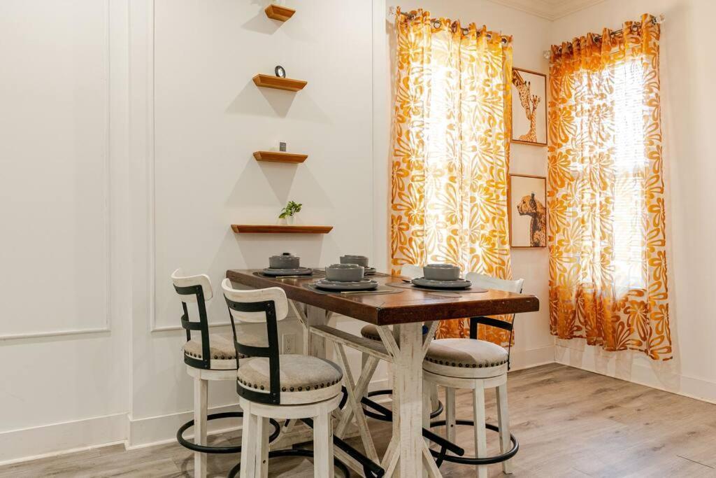 Golden Pearl With Need Within And Around Apartment *