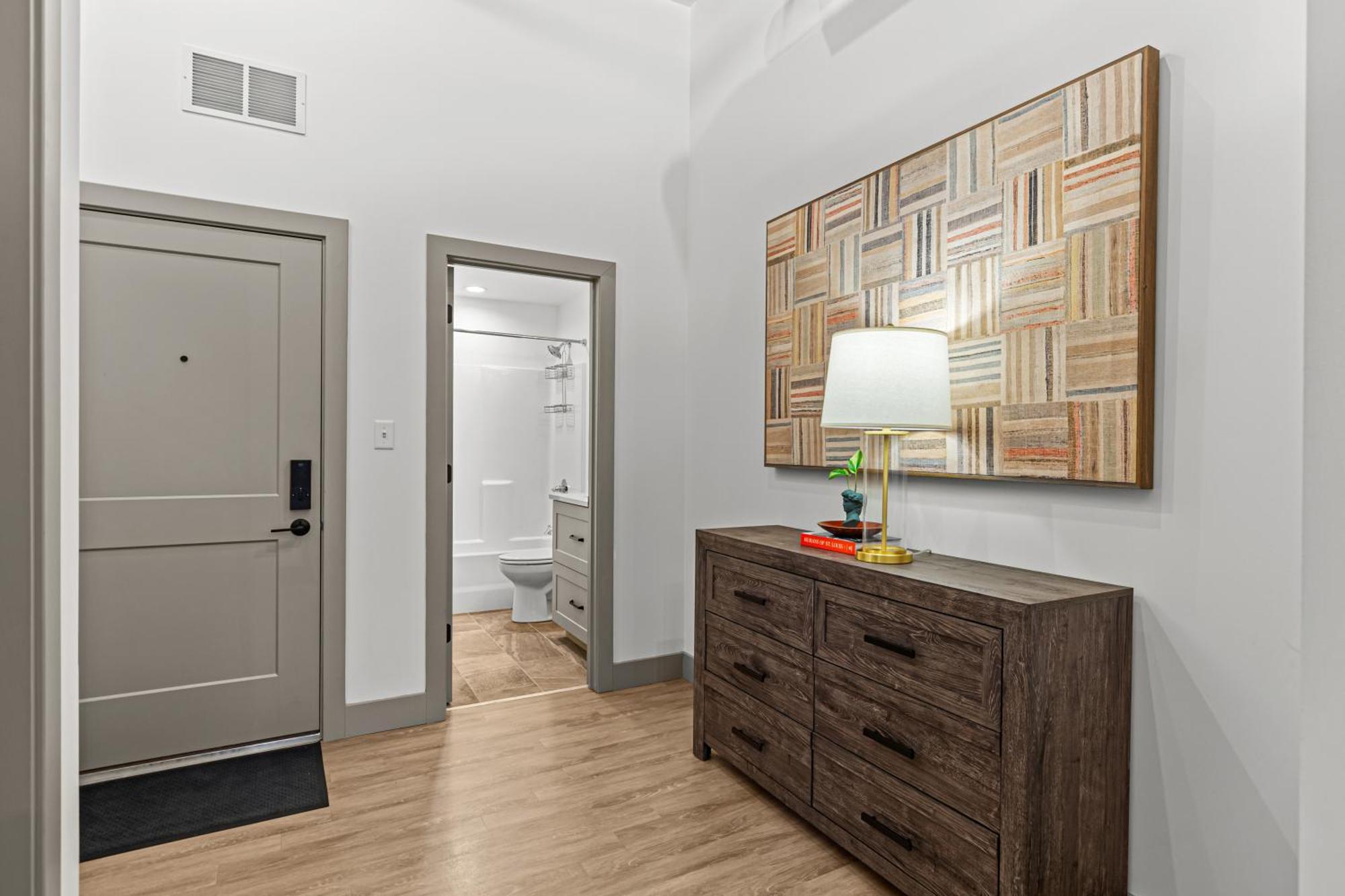 1br Riverfront Loft-parking-g208