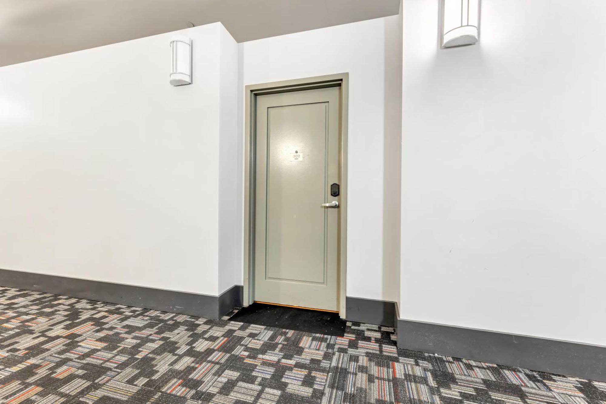 Apartment Lofts Opop 302 I Modern With A Vintage Twist