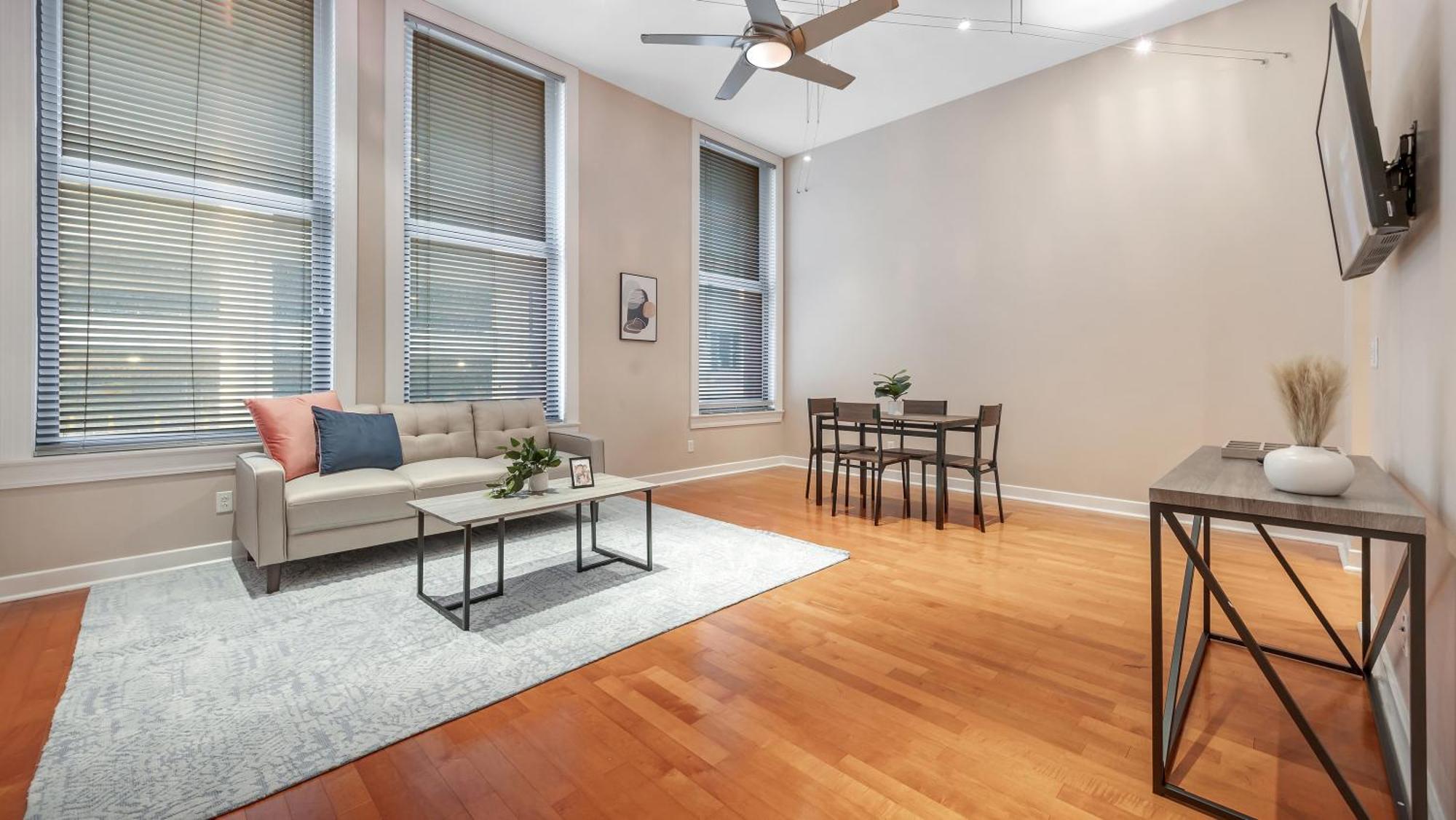 Apartment Lofts Opop 302 I Modern With A Vintage Twist *