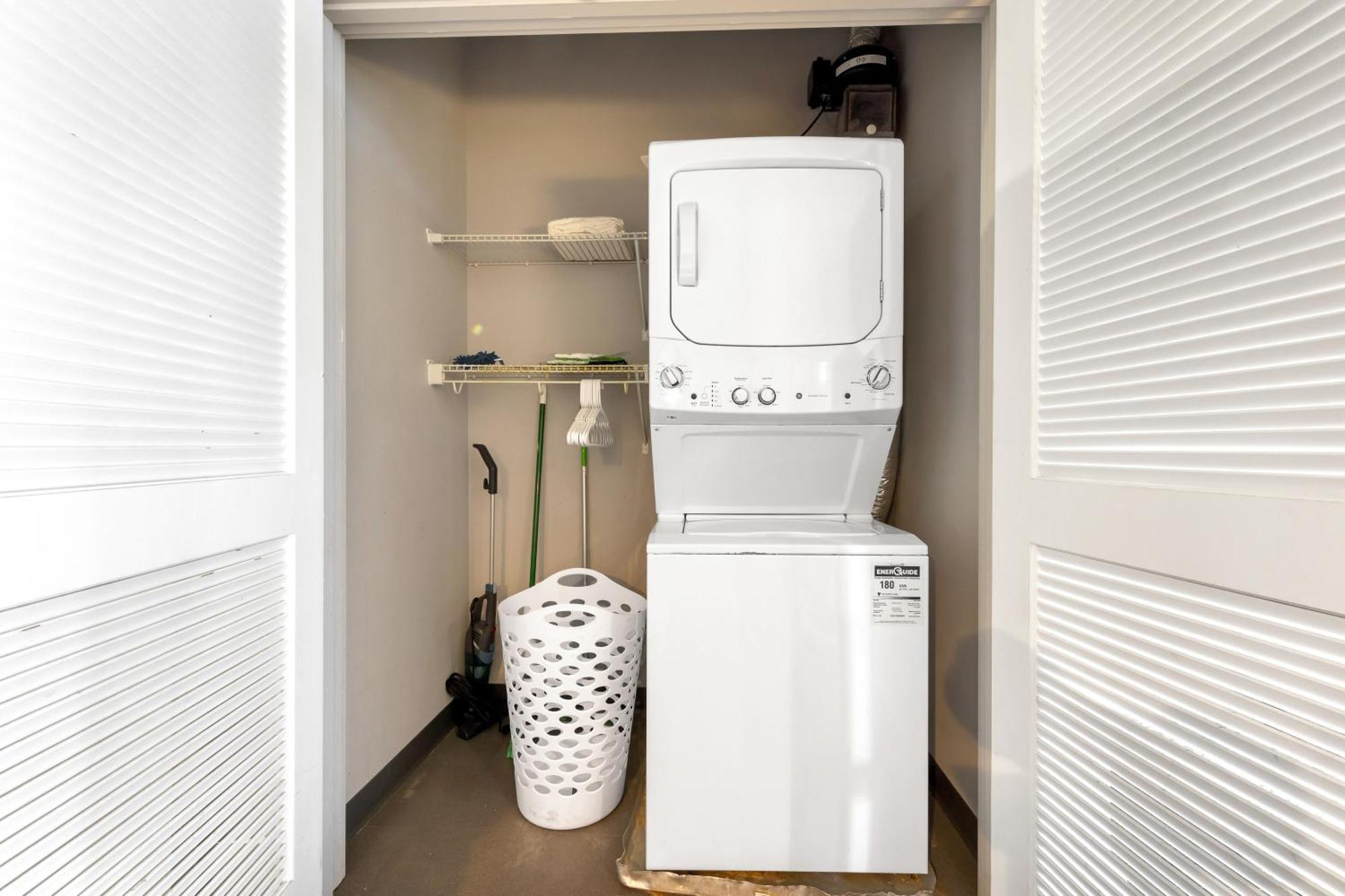 Towers At Opop 604 Spacios And Cozy 2 Bd 1 B