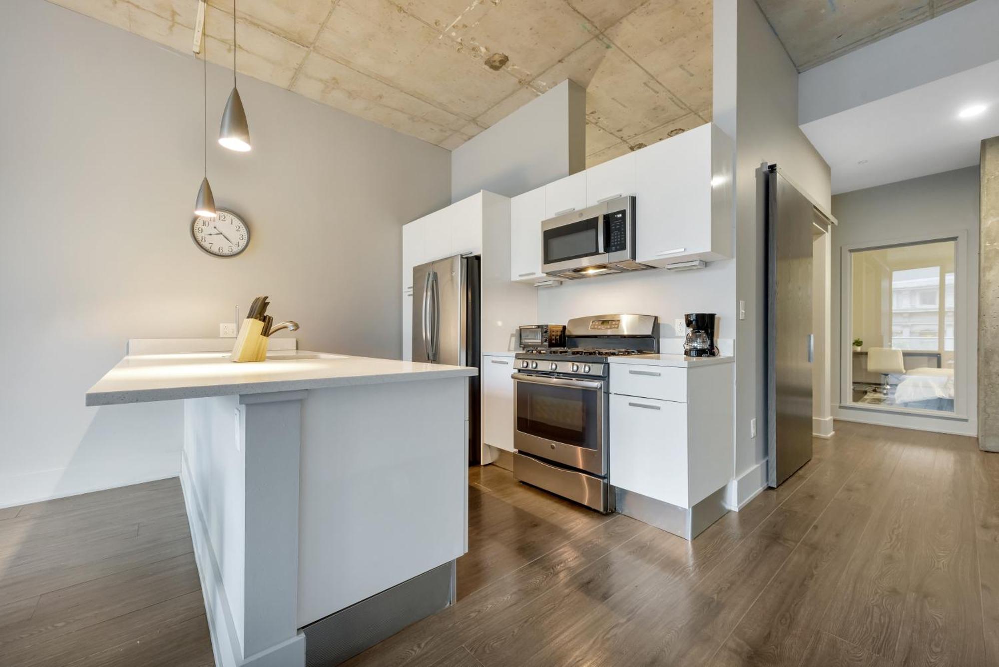 Towers At Opop 604 Spacios And Cozy 2 Bd 1 B Apartment Saint Louis