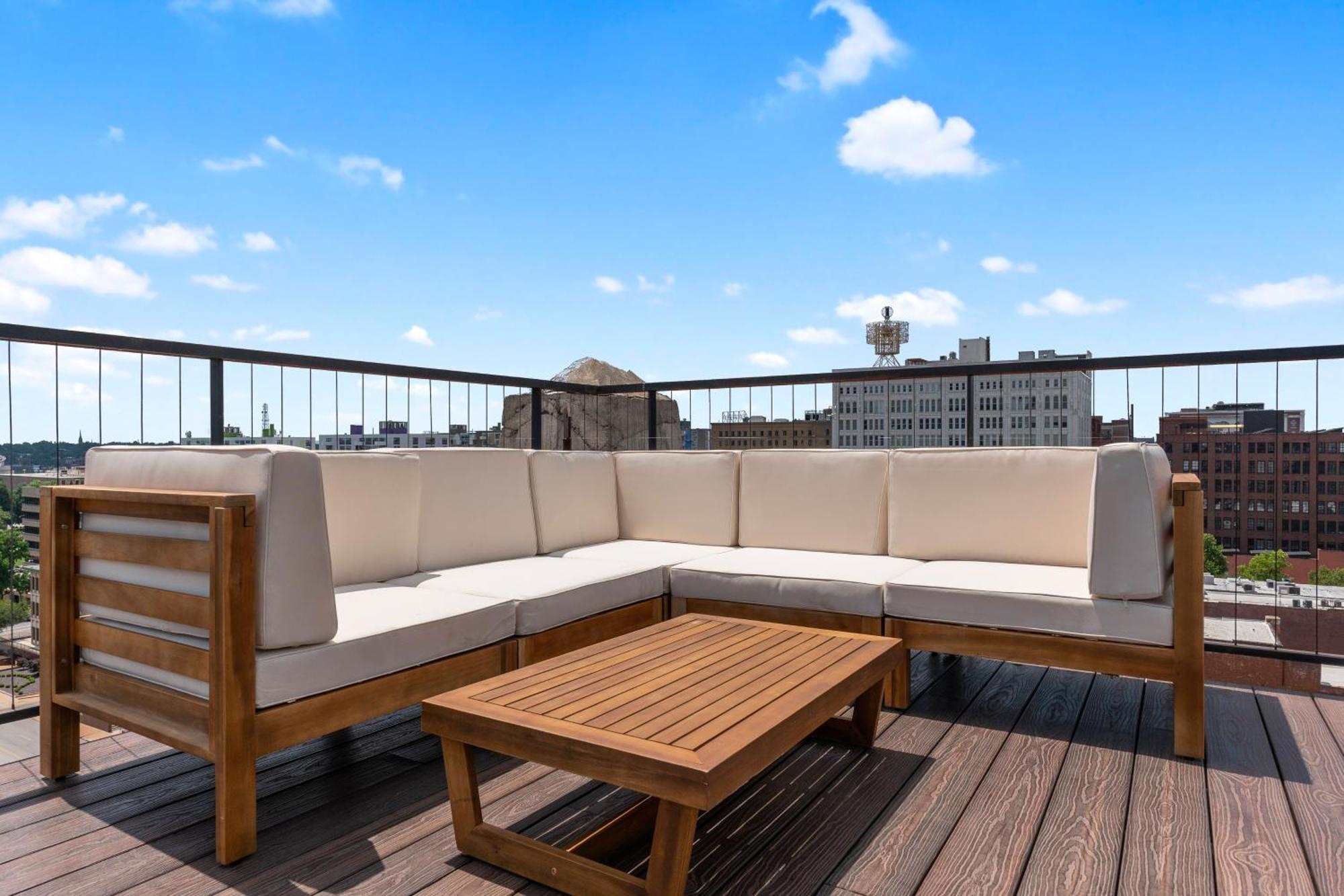 Stl Penthouse Holiday home *