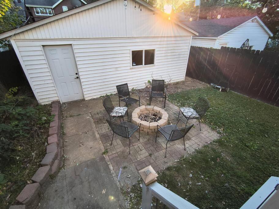 2 Story With Character Holiday home Saint Louis