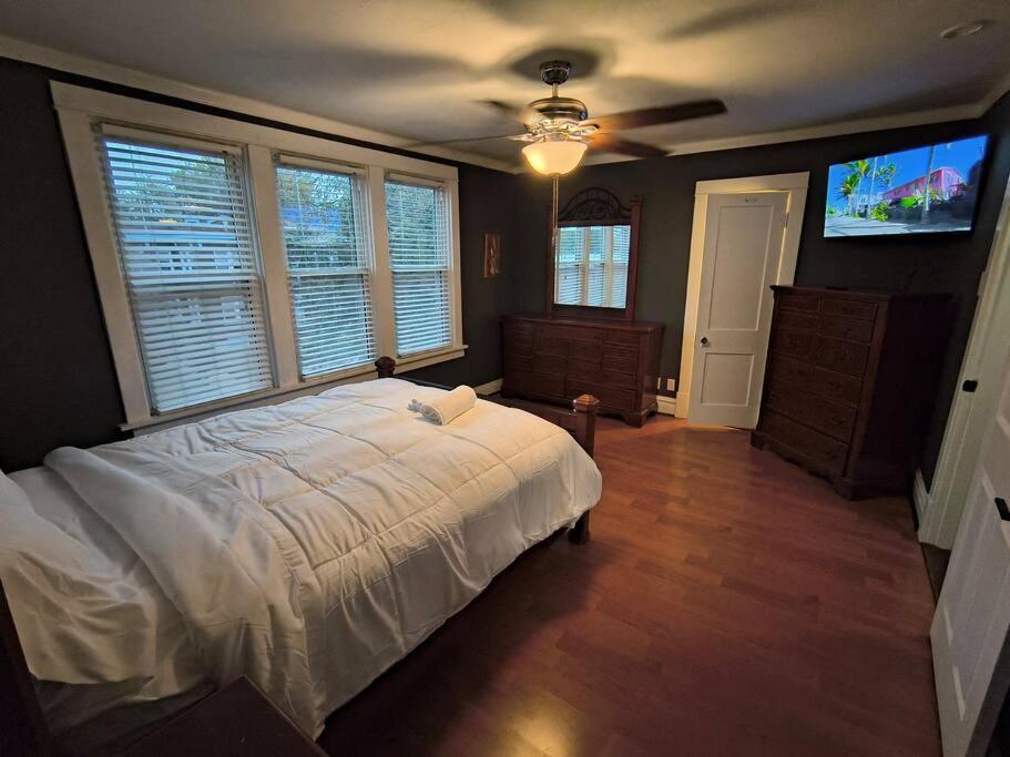 2 Story With Character