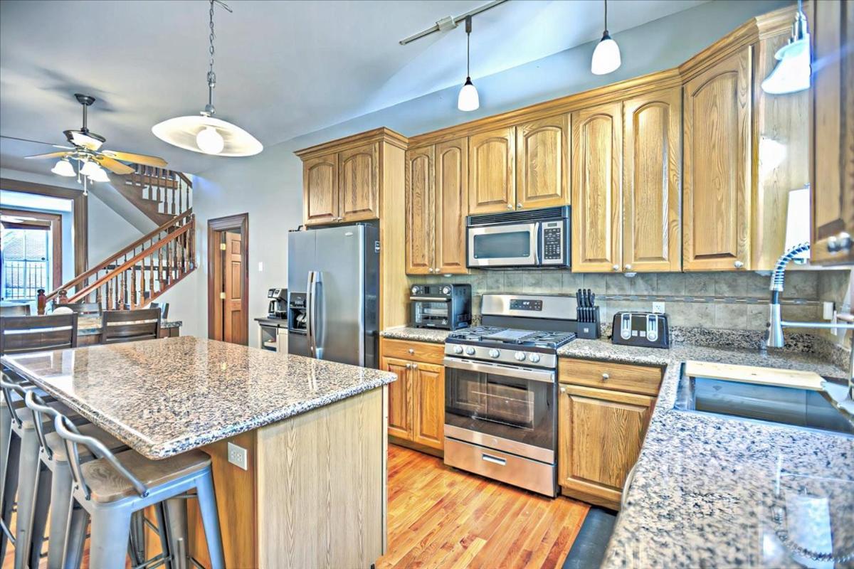 Holiday home Cozy Townhouse, 1-mi From The Heart Of Soulard!