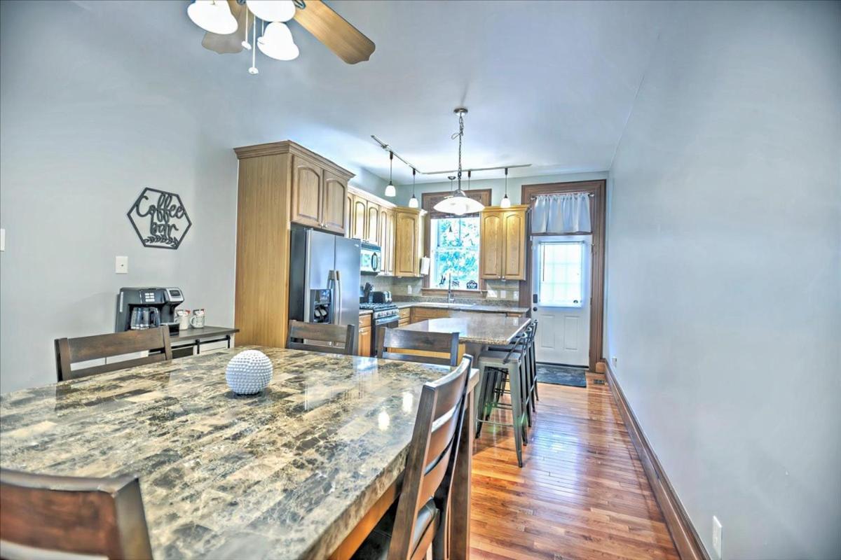 Cozy Townhouse, 1-mi From The Heart Of Soulard! Holiday home Saint Louis
