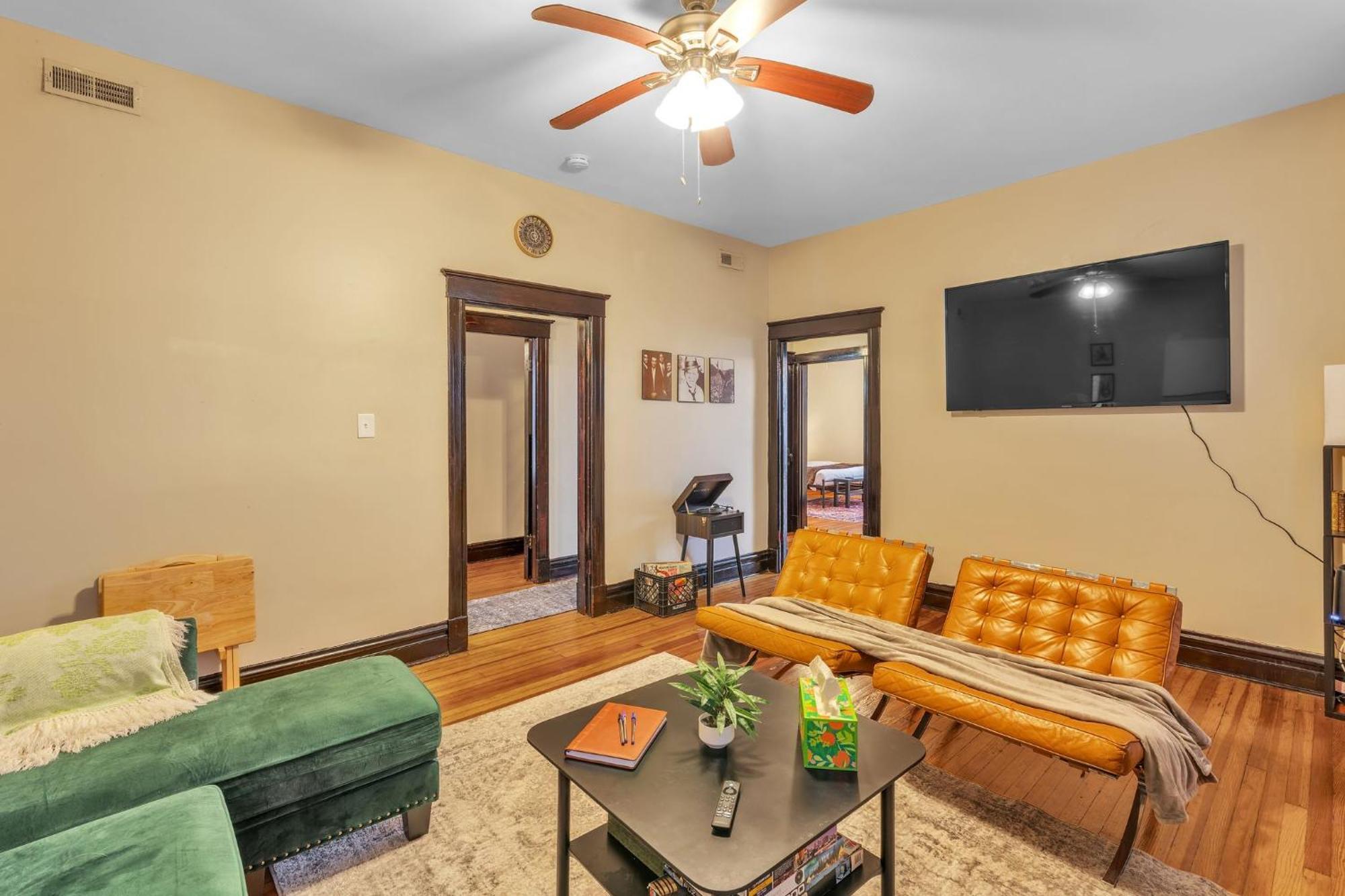 Chic Stl Townhome