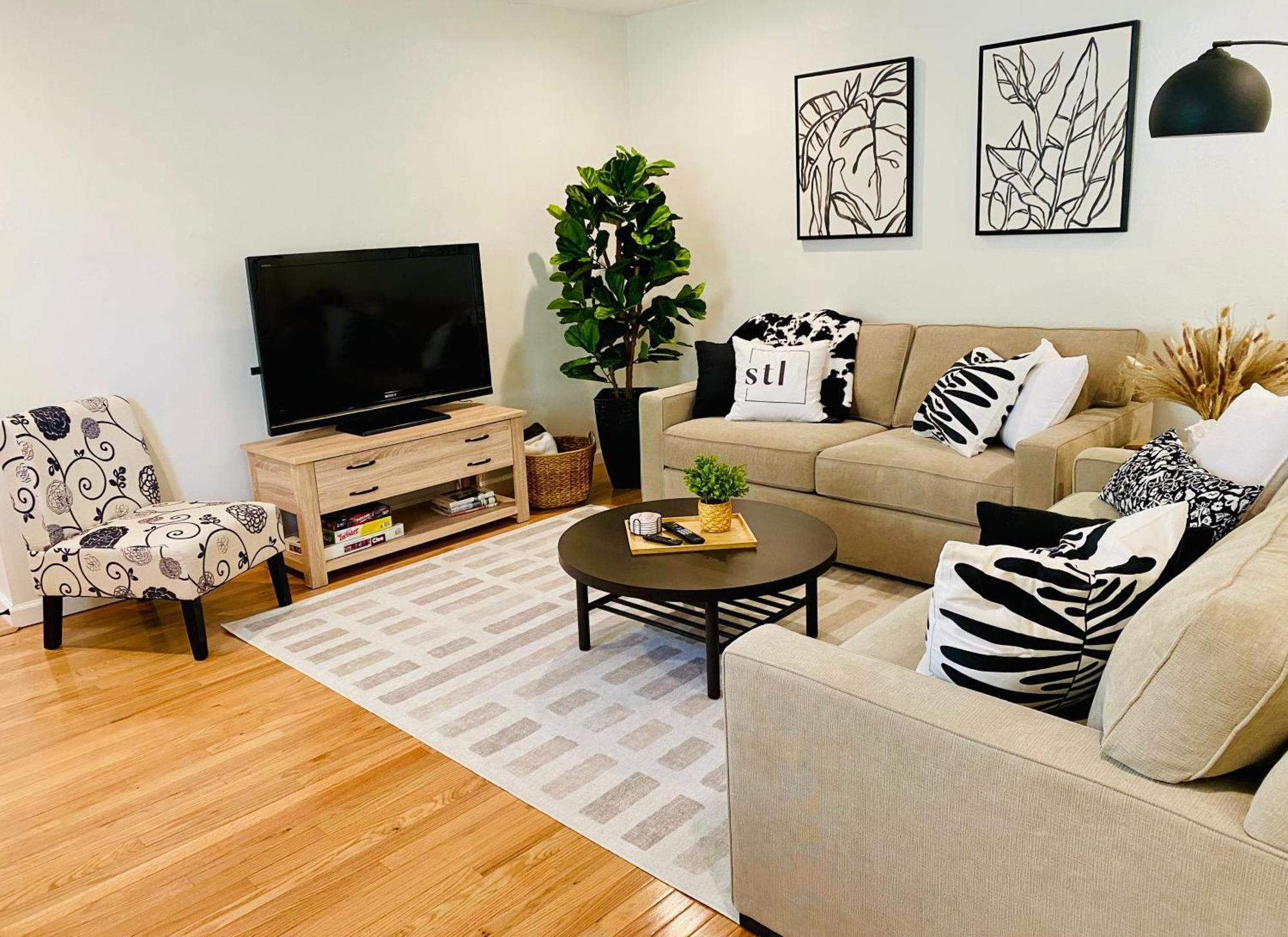 Family Favorite Heart Of The Hill Holiday home Saint Louis