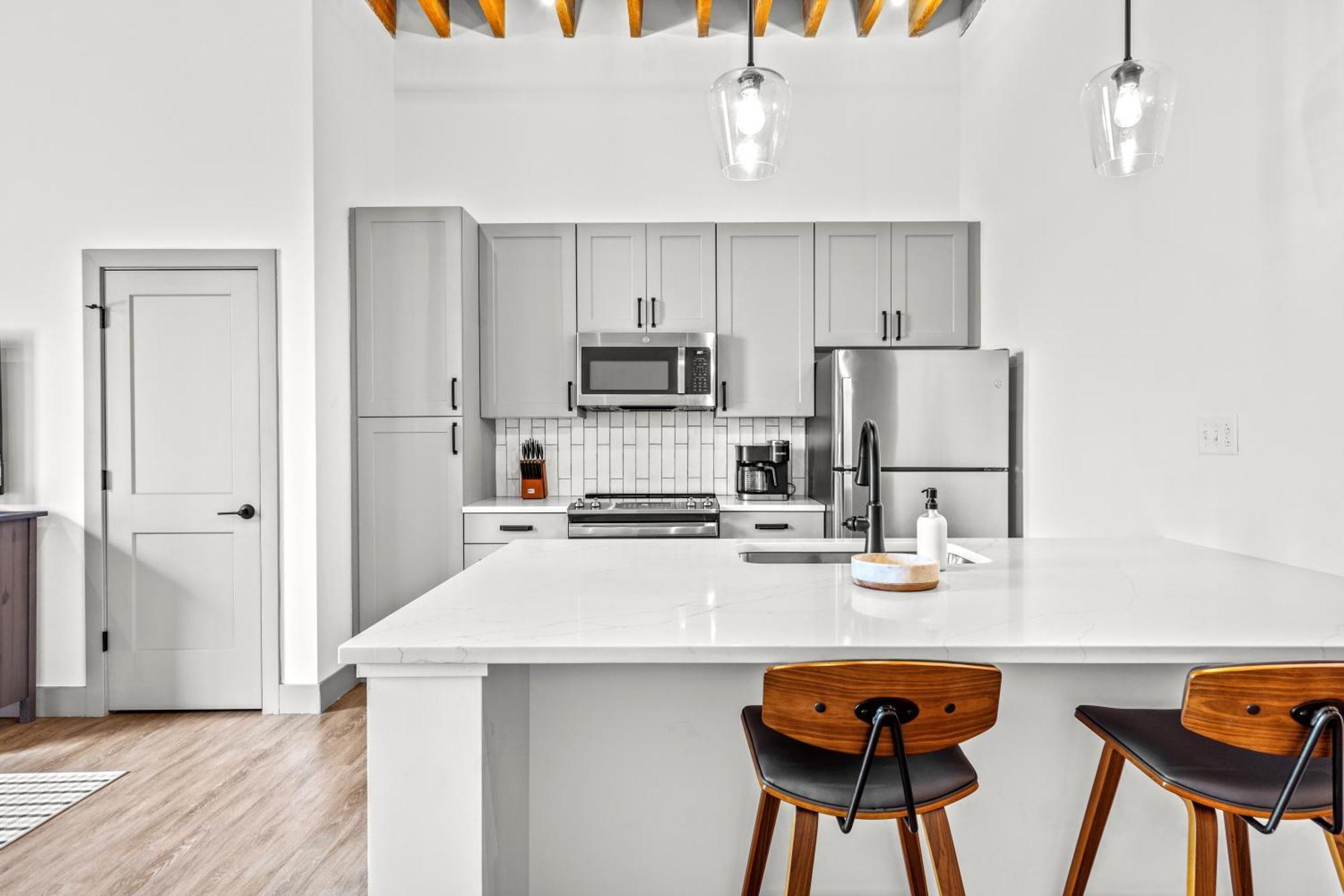 Apartment 1br Dwtn Loft-parking-wd-g209 *