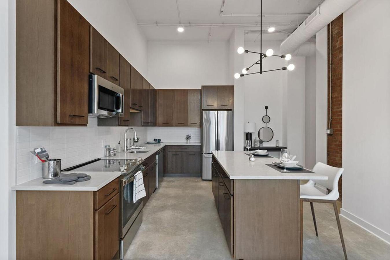Landing At Ballpark Heights - 1 Bedroom In Downtown Apartment *