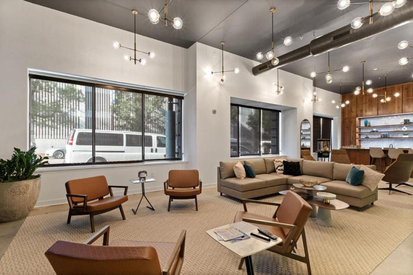 Landing At Ballpark Heights - 1 Bedroom In Downtown