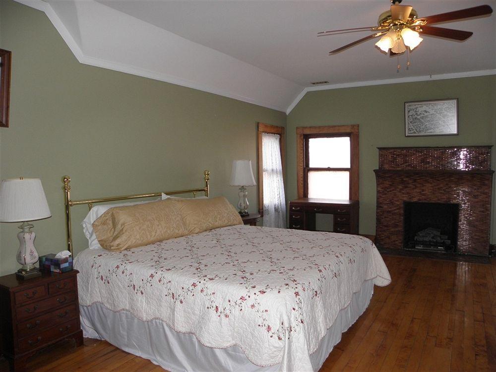 Lehmann House Bed & Breakfast