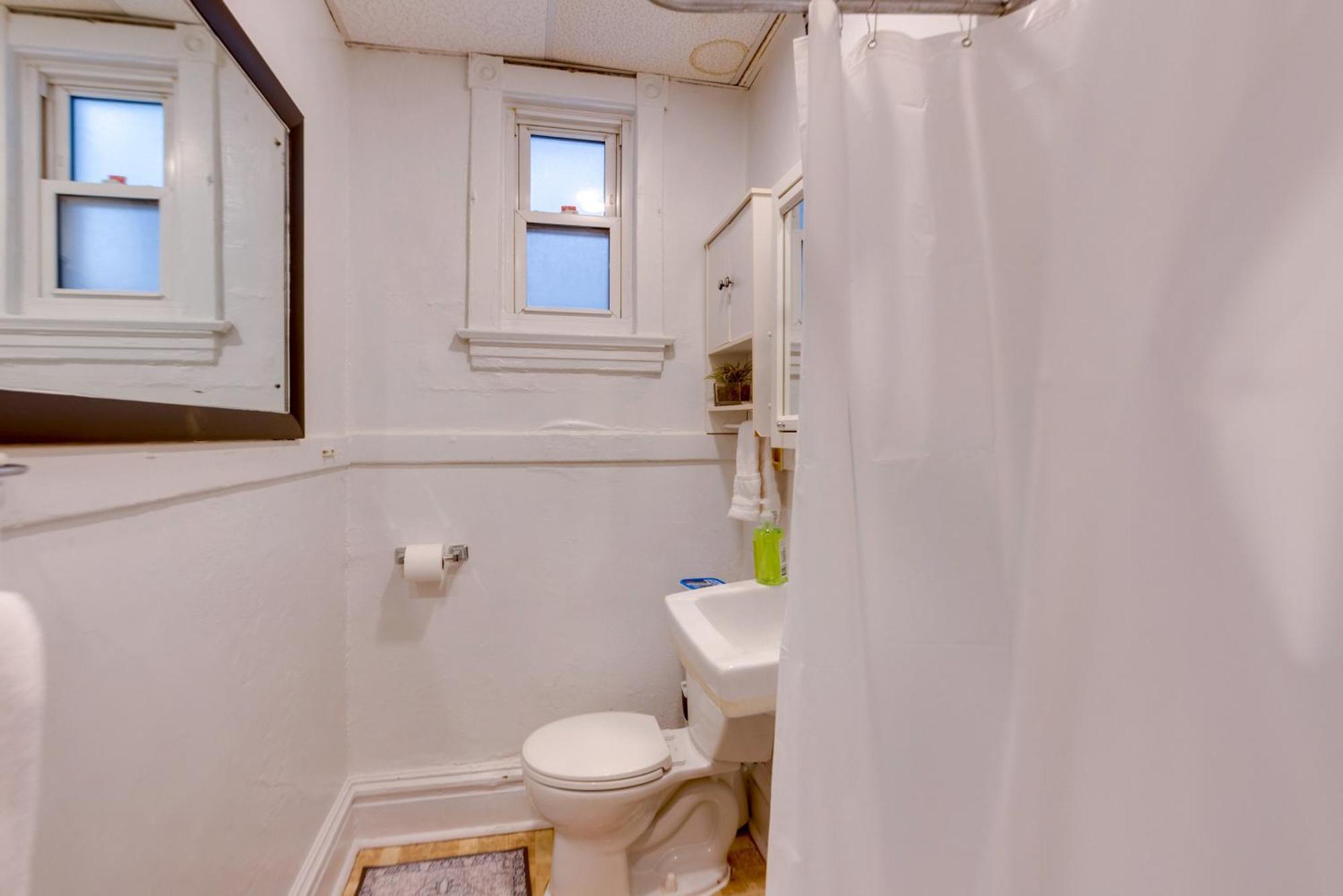 Stl Close To Downtown! Apartment *