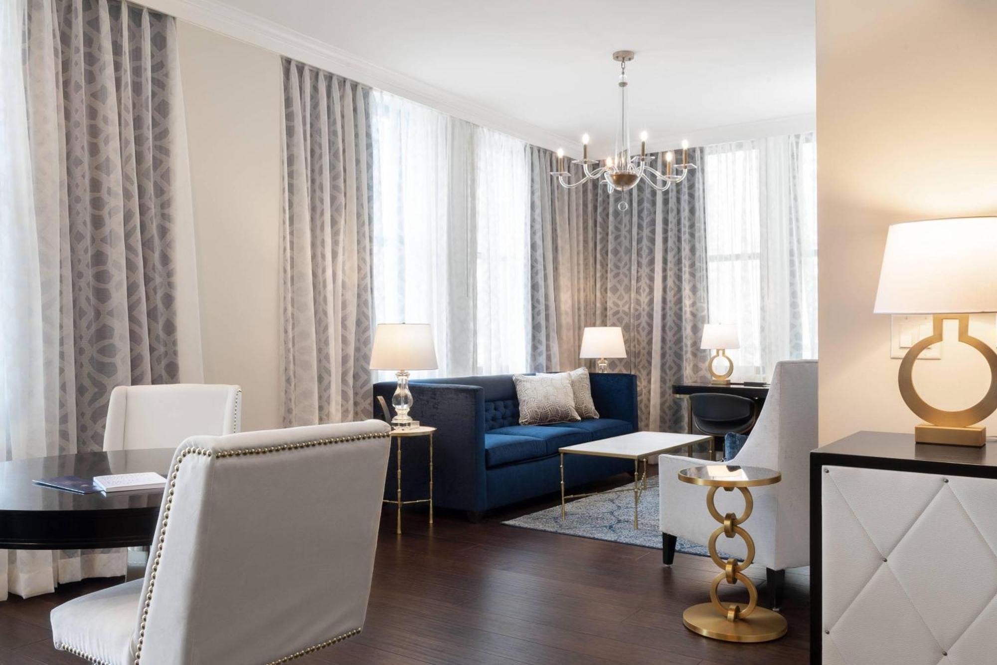 Louis, Autograph Collection Hotel