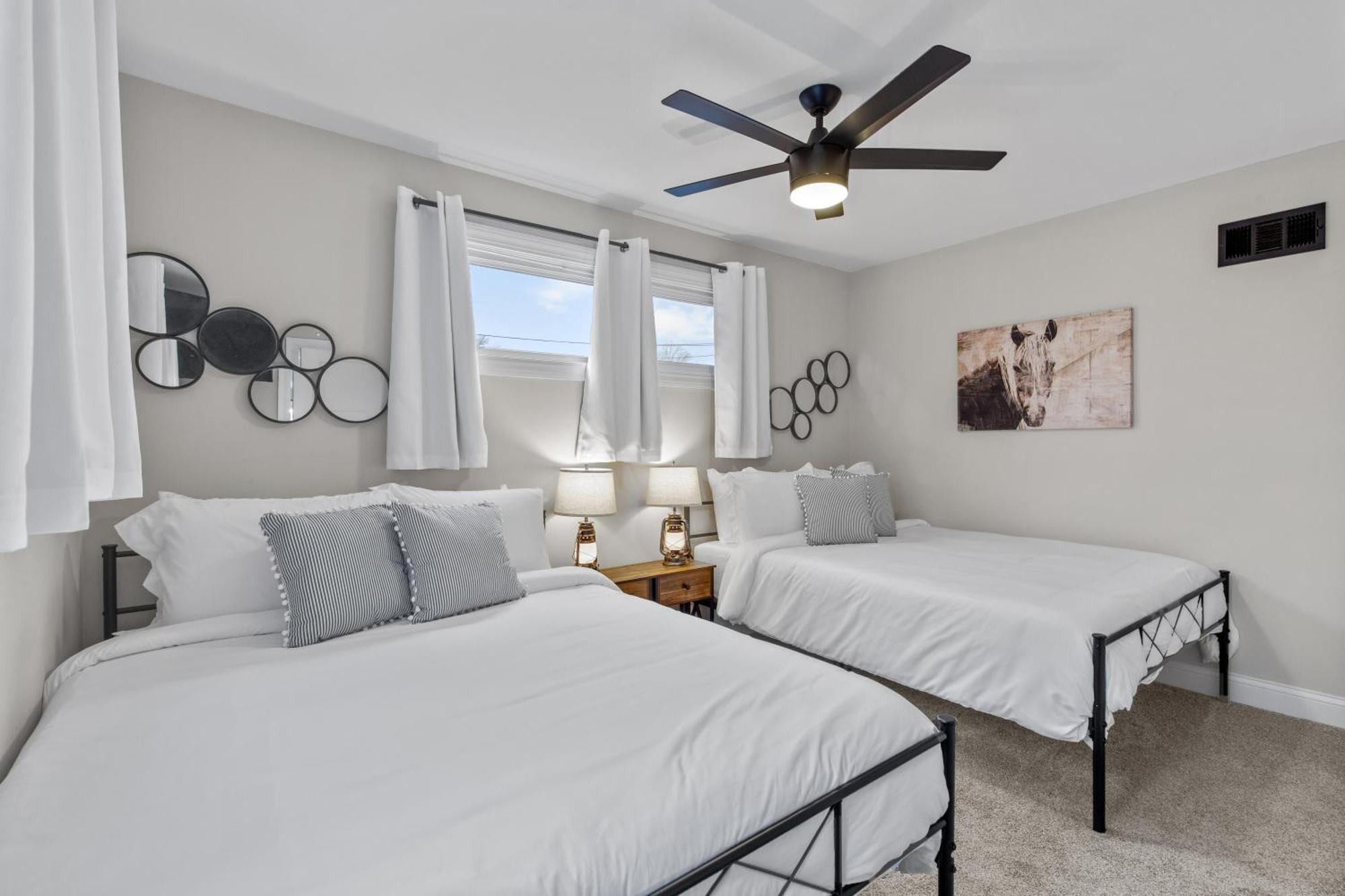 4456 Blue Door Saint Louis