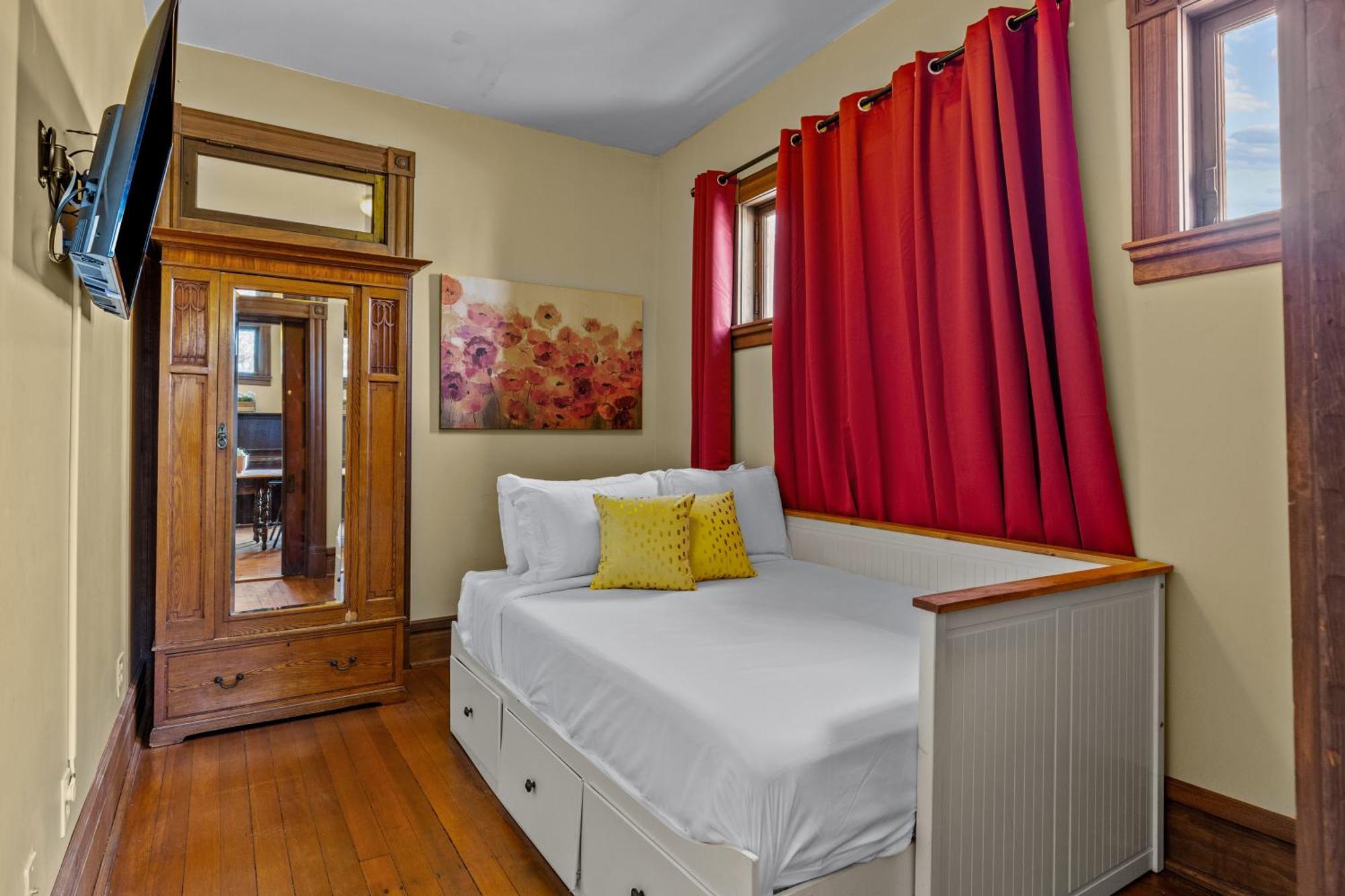 The Marquis Manor Saint Louis