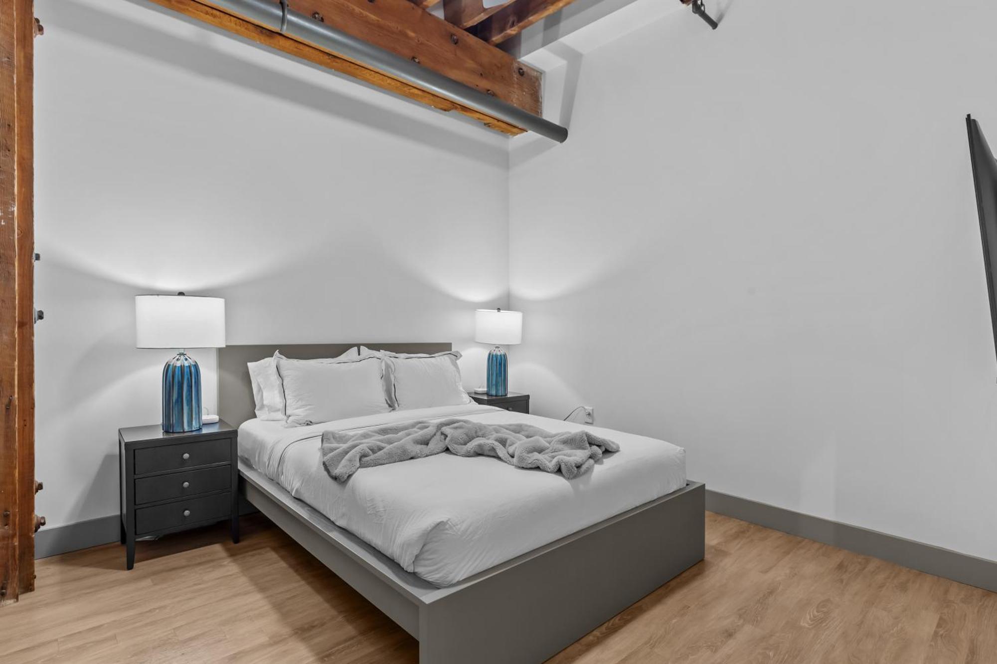 Premier Downtown Loft, Steps To Arch & Convention Center Saint Louis