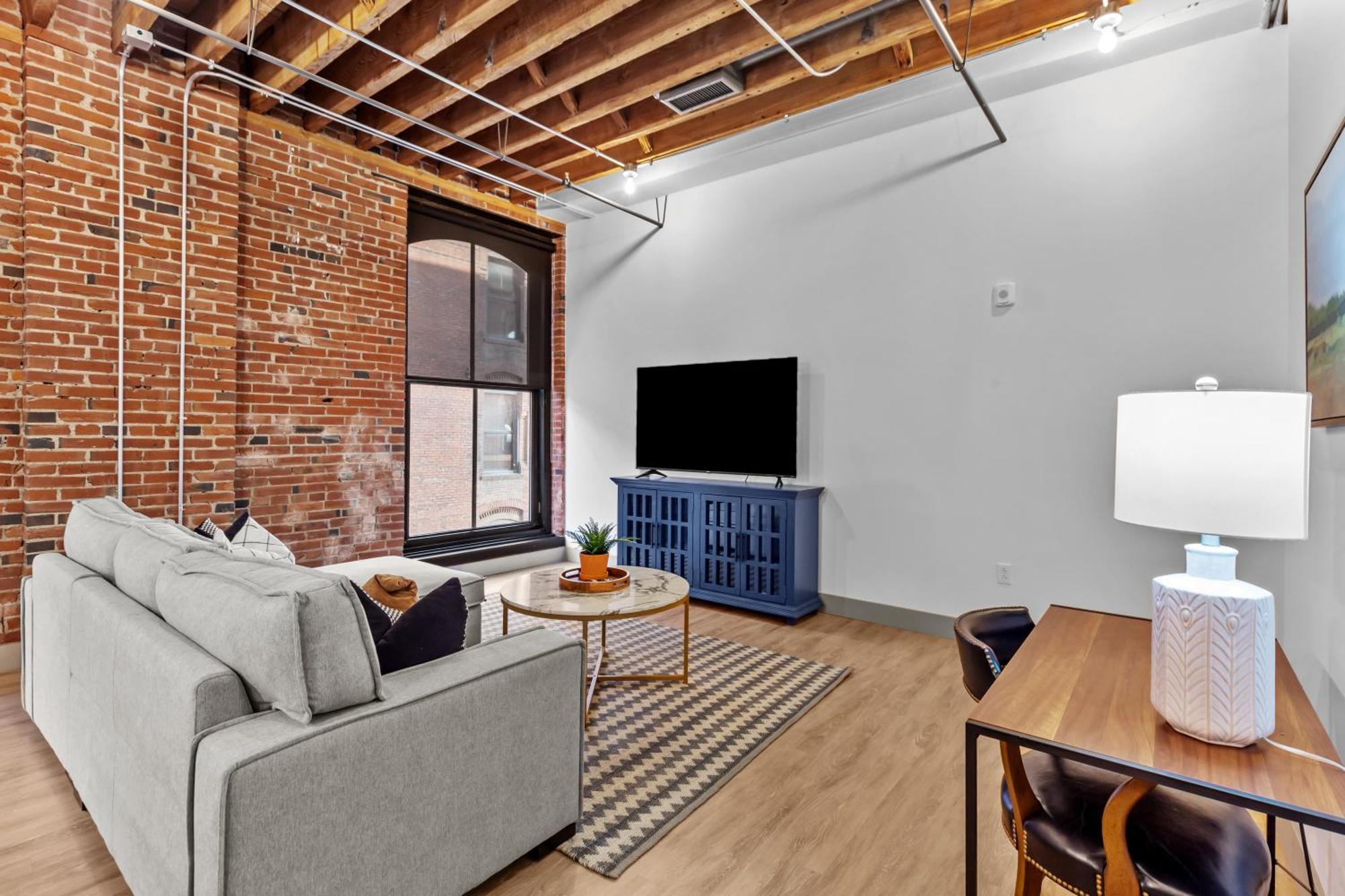 Apartment Premier Downtown Loft, Steps To Arch & Convention Center