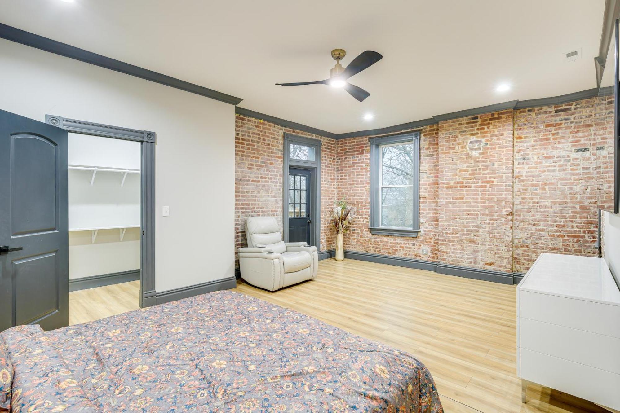 Holiday home Walk To Gravois Park With Garage Saint Louis