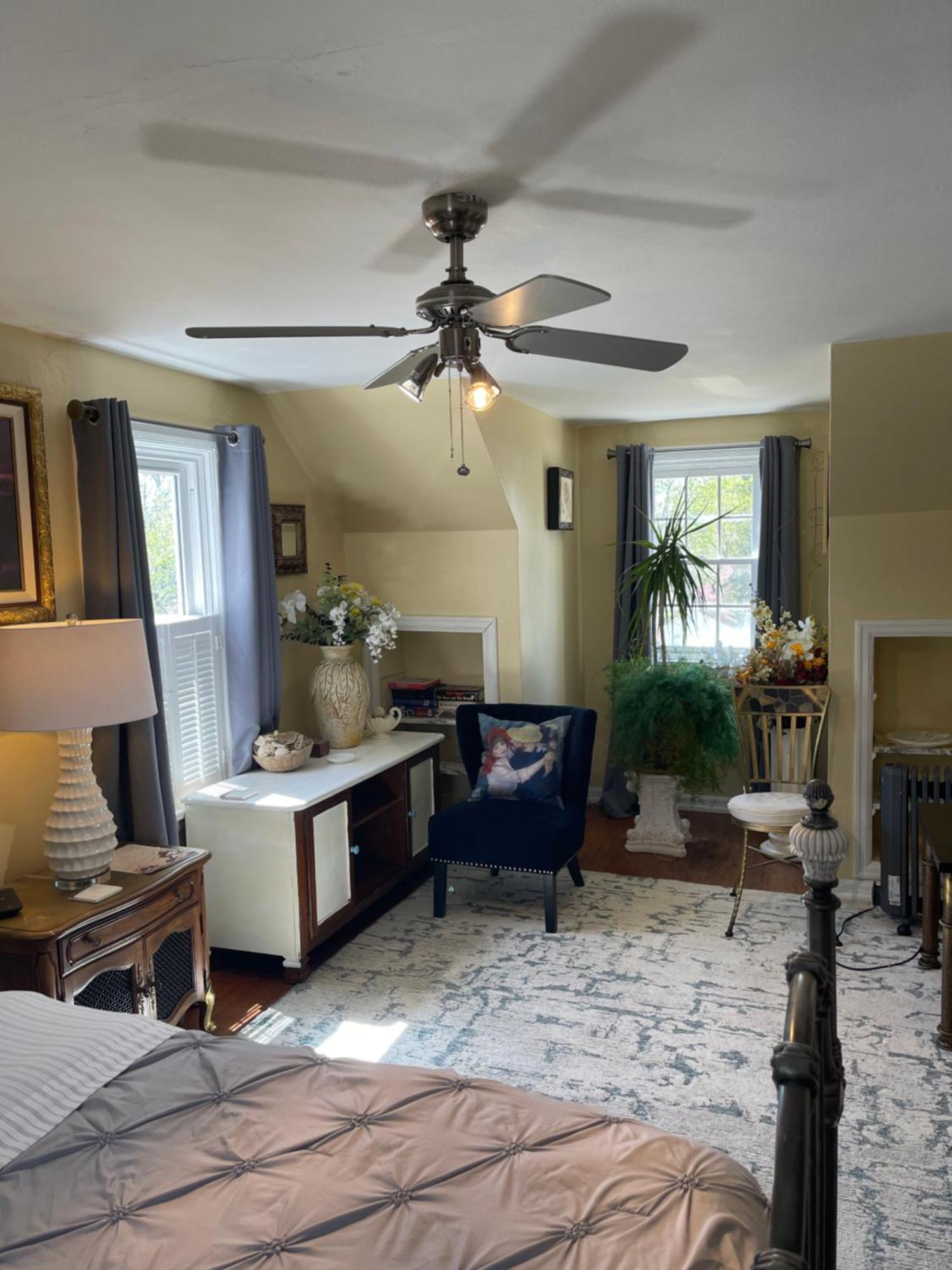Cozy Near Airport & Highway Homestay