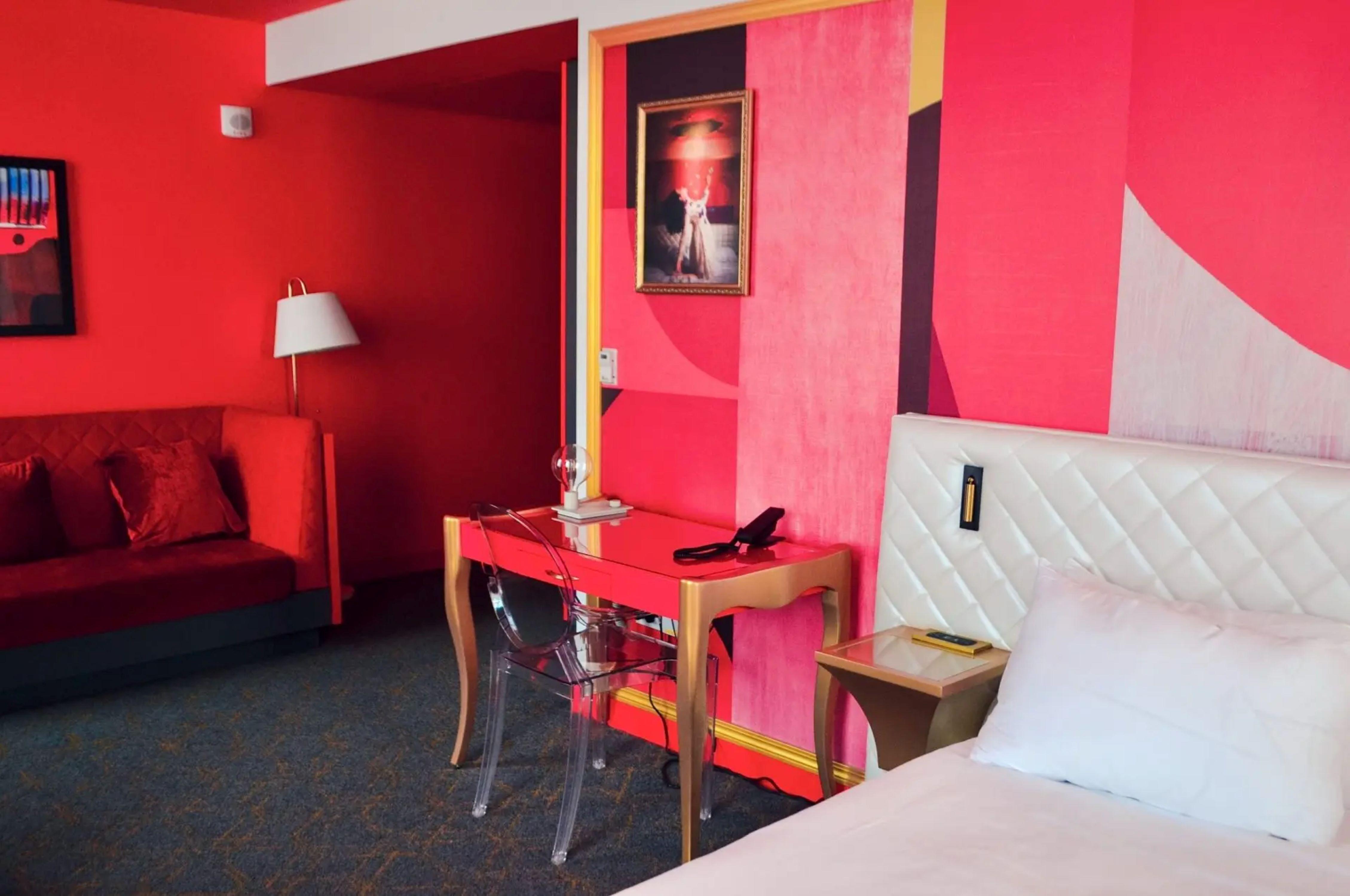 Angad Arts St. Louis, Tapestry Collection By Hilton Saint Louis