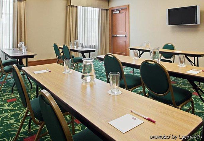 Hotel By Marriott Downtown 3*