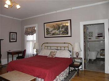 Bed & Breakfast Lehmann House 3*
