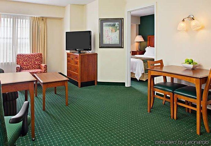 By Marriott Downtown 3*