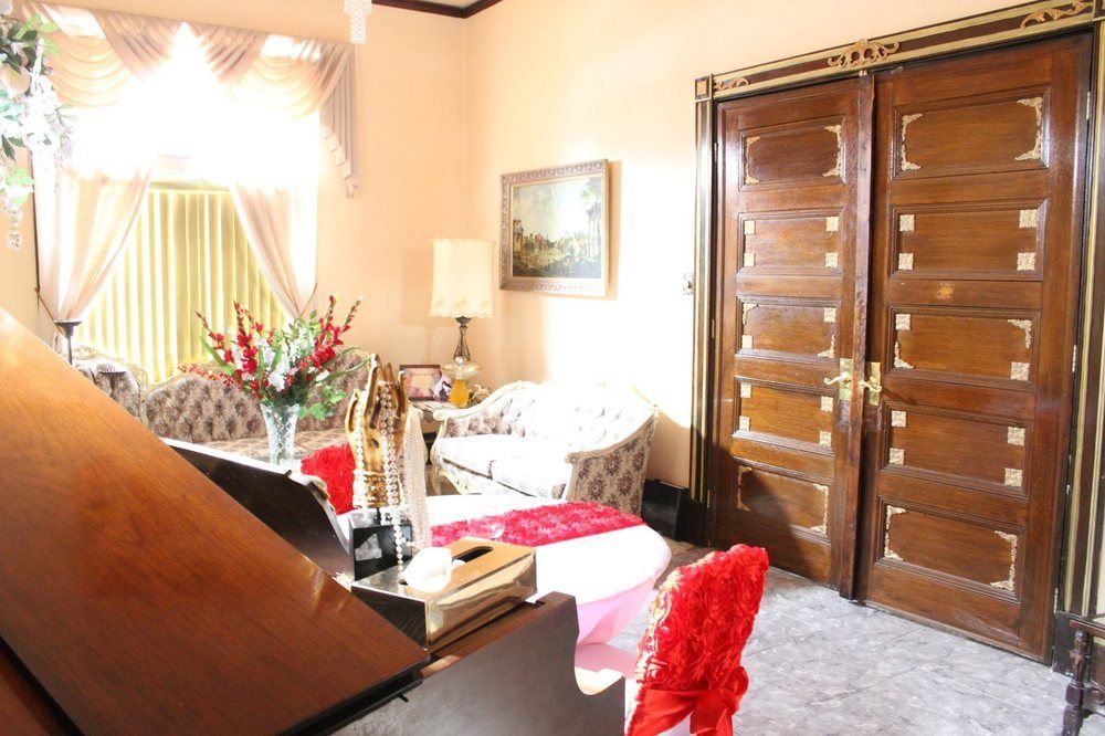 West End Bed & Breakfast 3*
